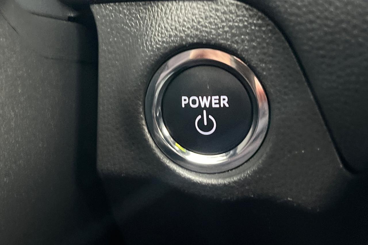 2024 Toyota RAV4 Hybrid XSE Ontario OR