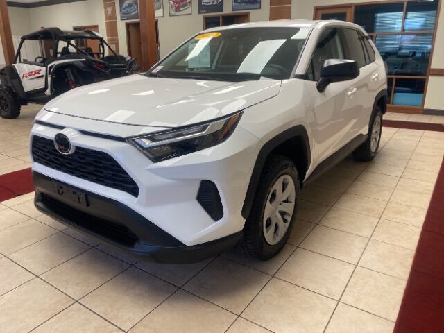 2024 Toyota RAV4 LE