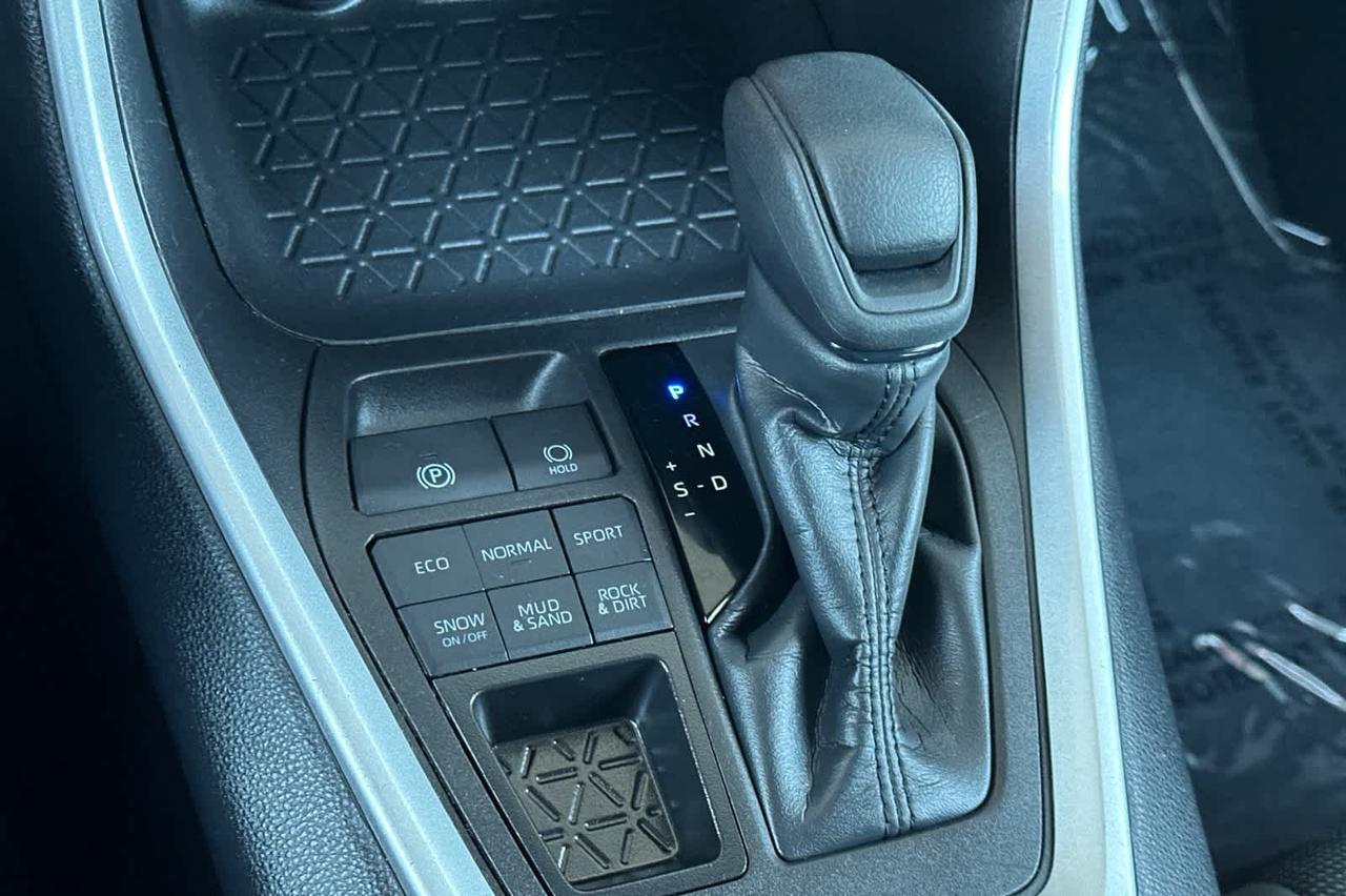 2024 Toyota RAV4 LE Roseville CA