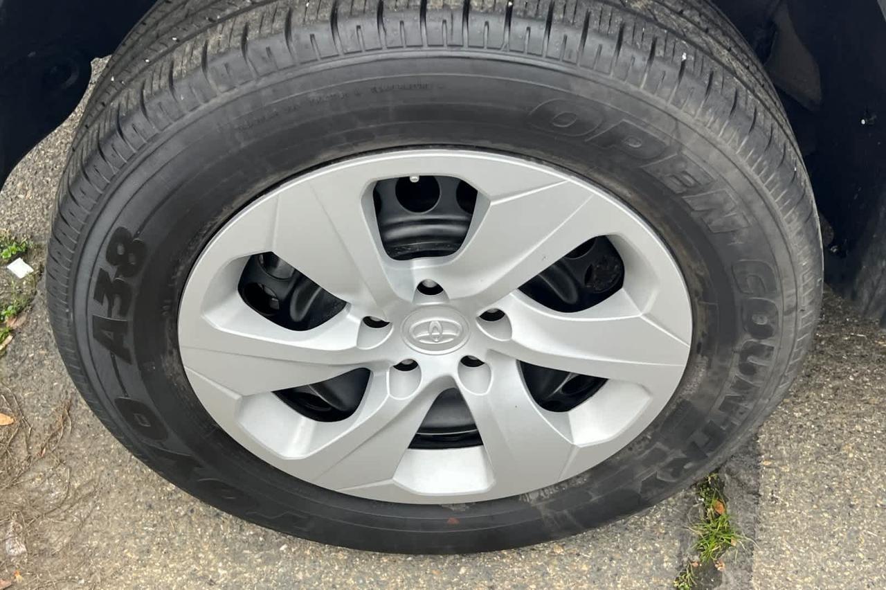 2024 Toyota RAV4 LE Roseville CA