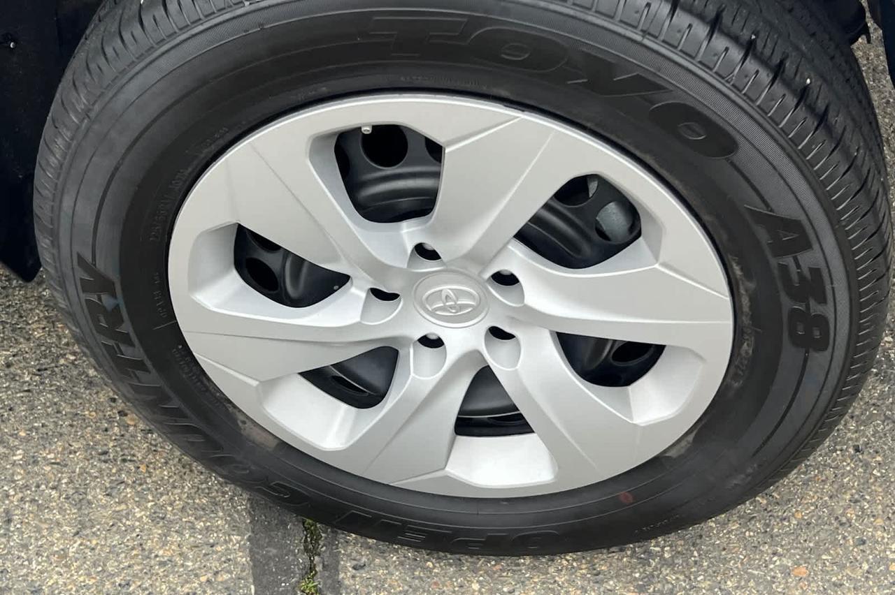 2024 Toyota RAV4 LE Roseville CA