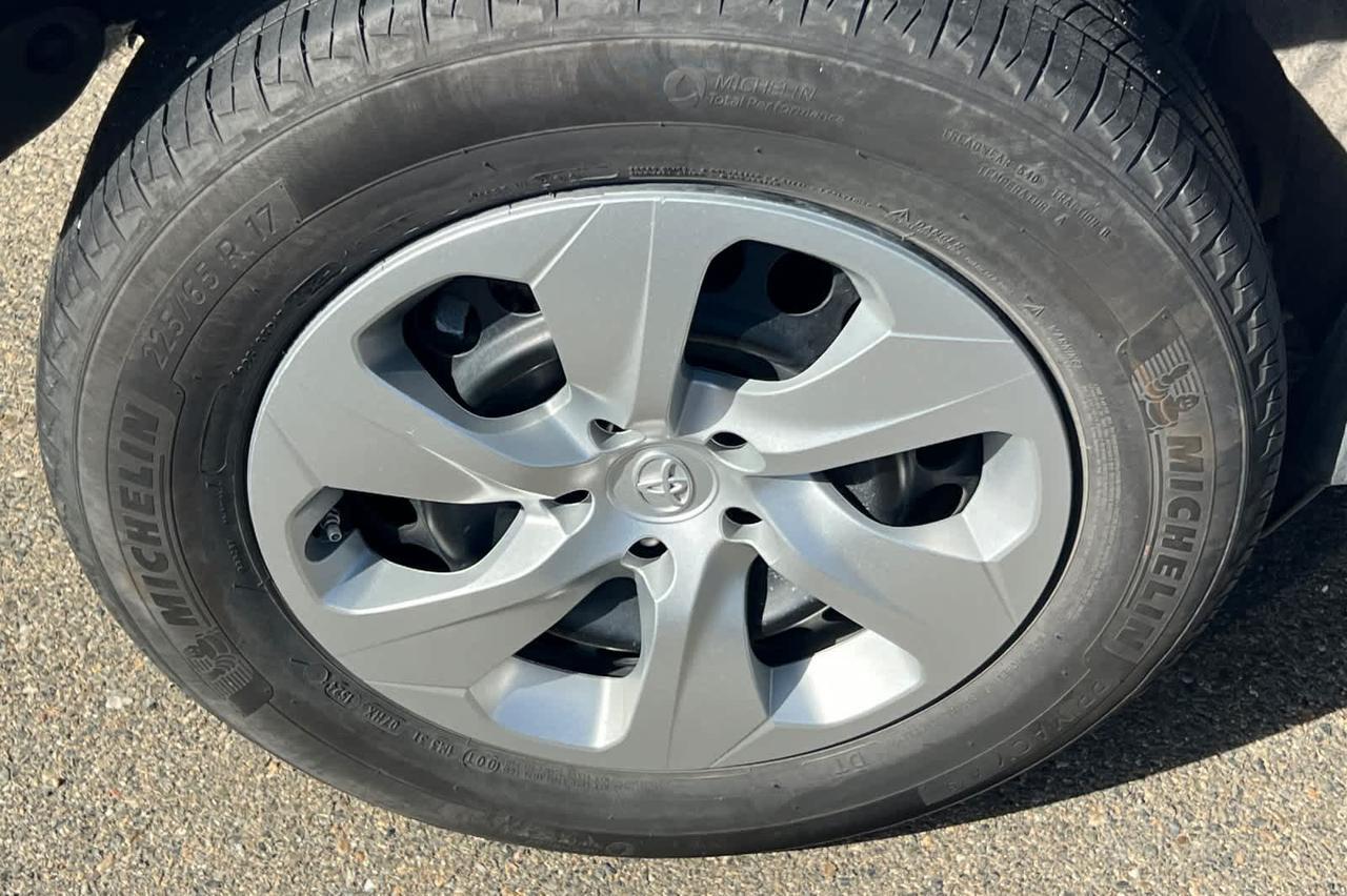 2024 Toyota RAV4 LE Roseville CA