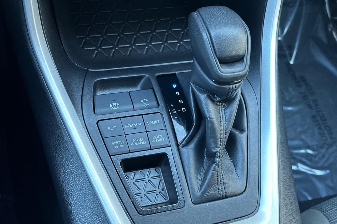 2024 Toyota RAV4 LE Roseville CA
