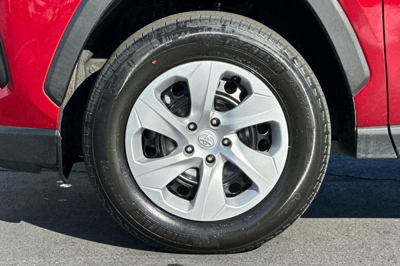 2024 Toyota RAV4 LE Roseville CA