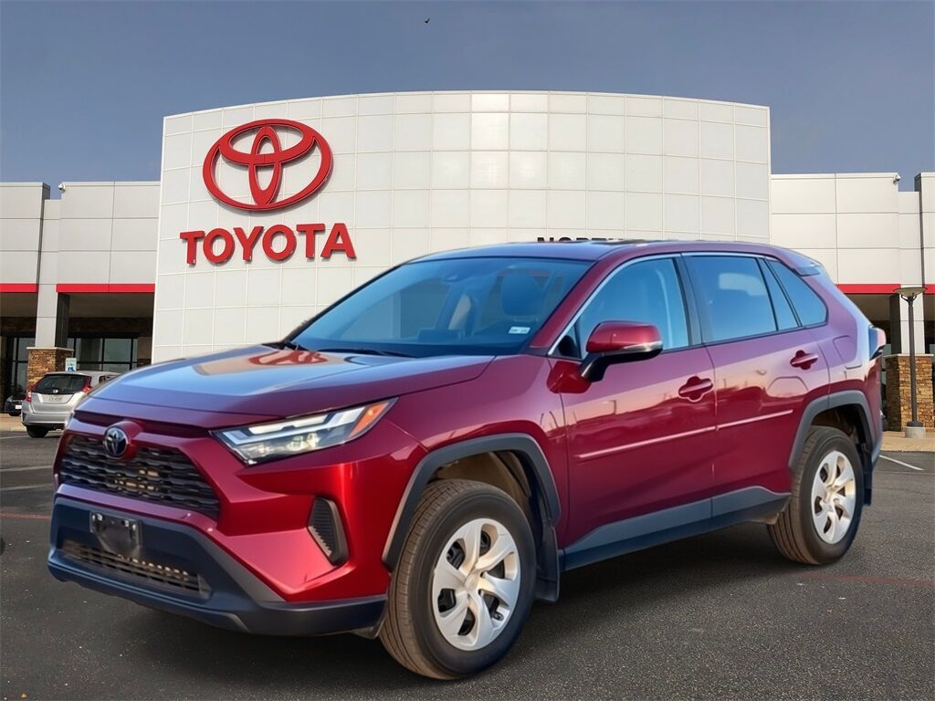 2024 Toyota RAV4 LE