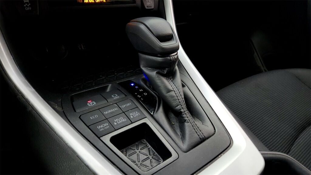 2024 Toyota RAV4 LE Laurel MD