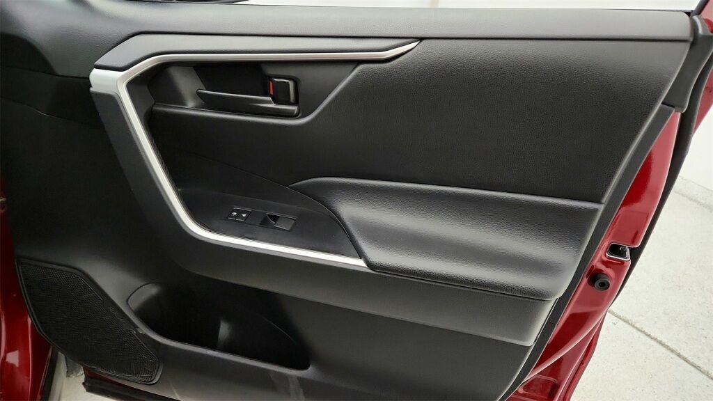 2024 Toyota RAV4 LE Laurel MD