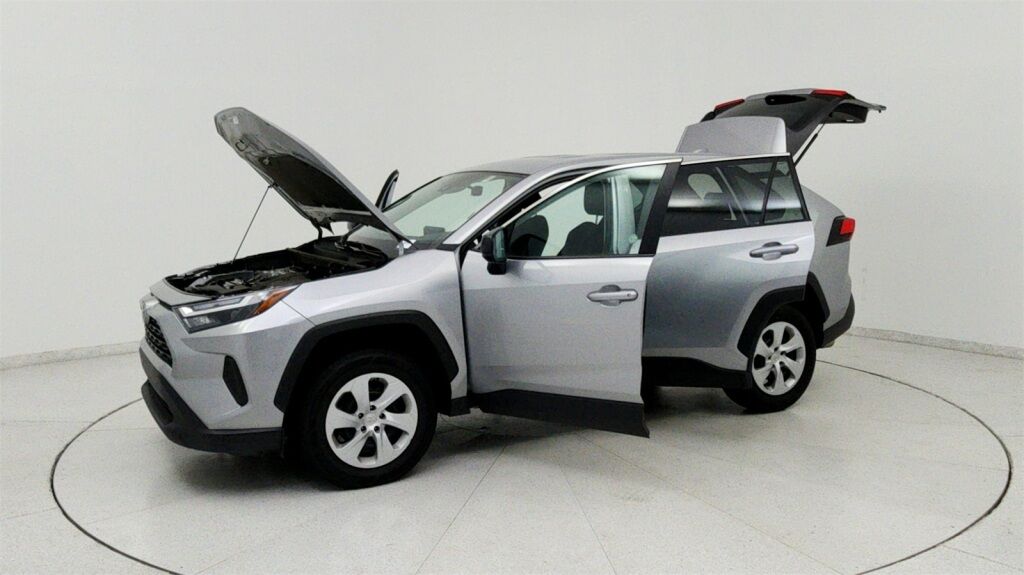 2024 Toyota RAV4 LE Laurel MD