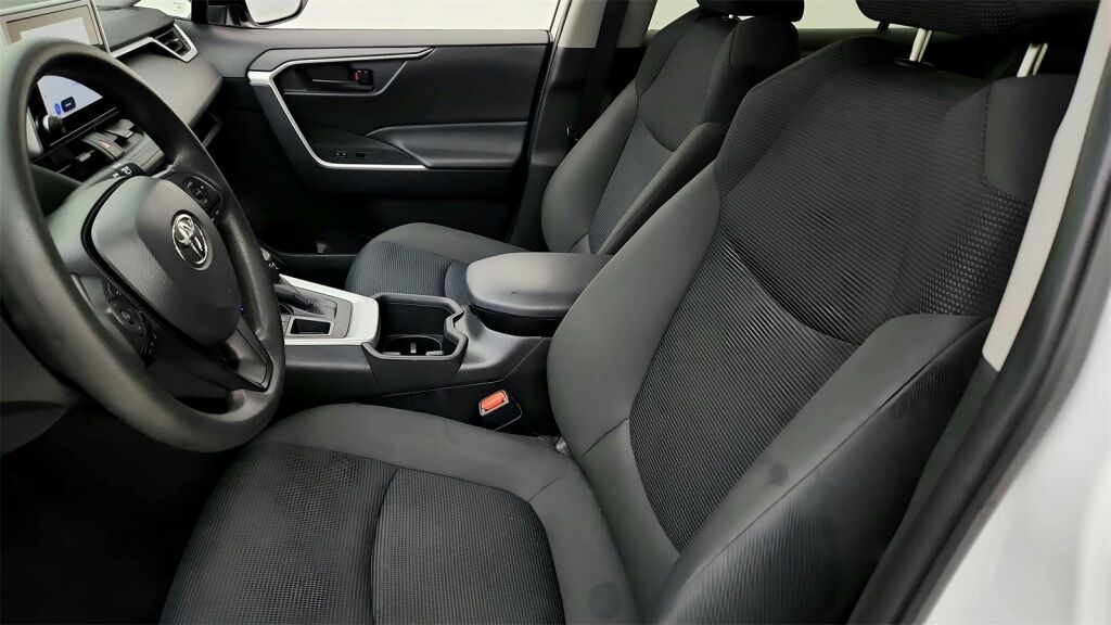 2024 Toyota RAV4 LE Laurel MD