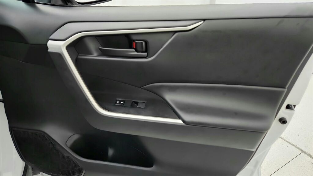 2024 Toyota RAV4 LE Laurel MD