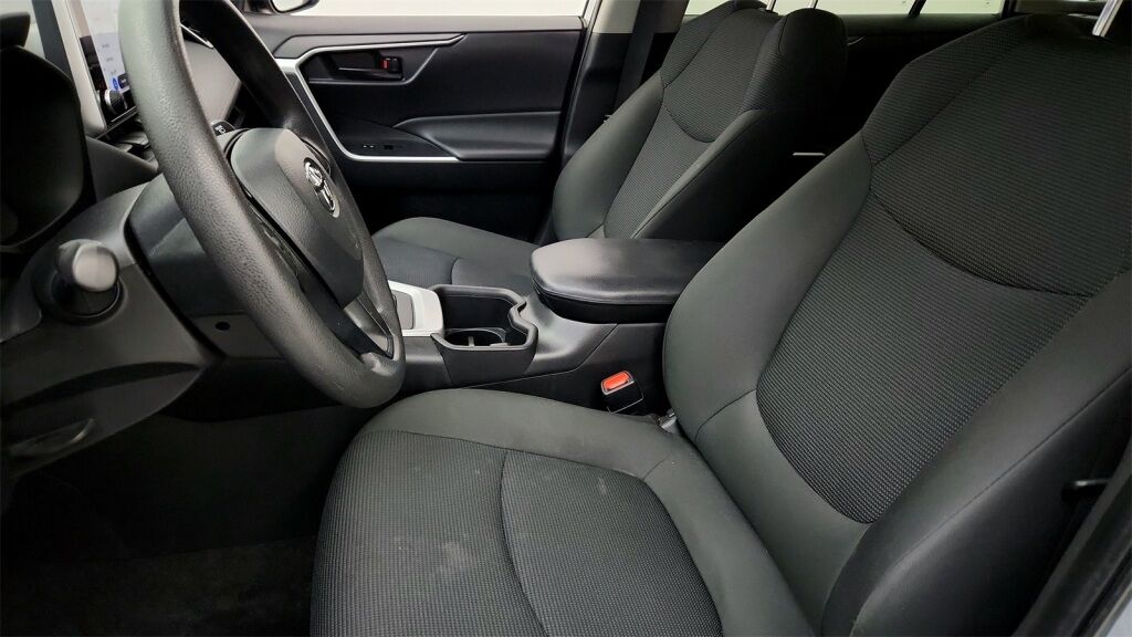 2024 Toyota RAV4 LE Laurel MD