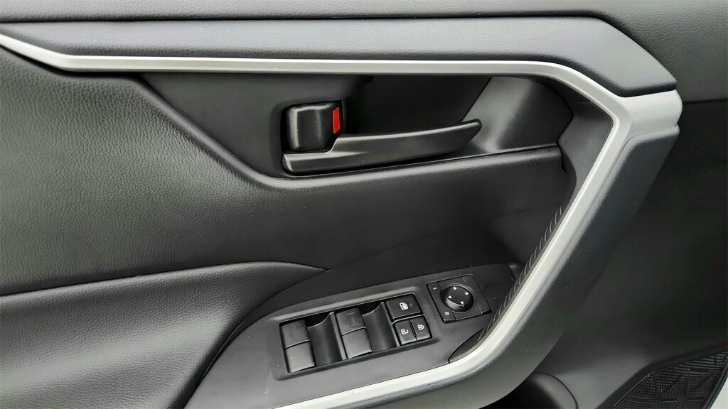 2024 Toyota RAV4 LE Laurel MD