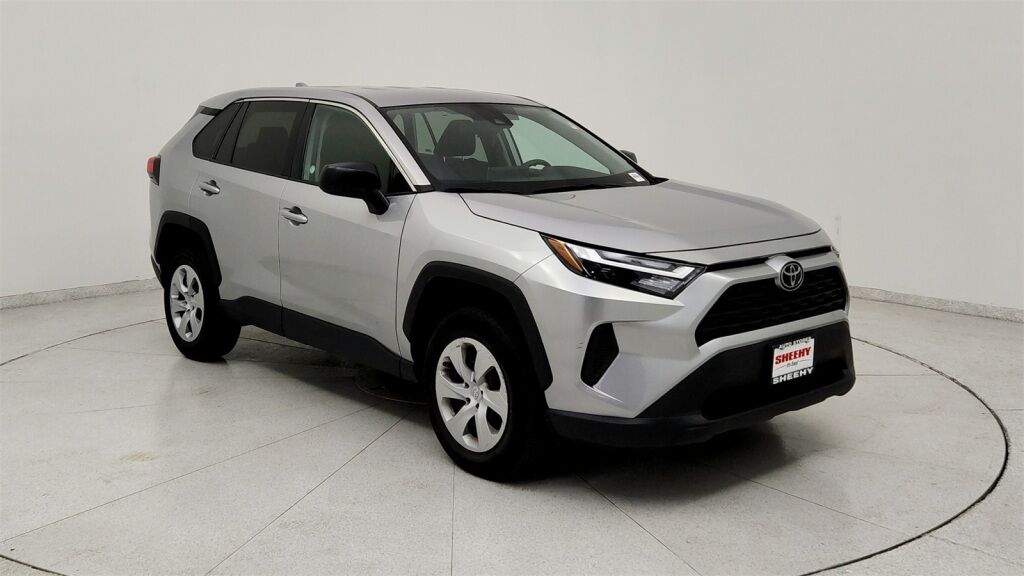 2024 Toyota RAV4 LE