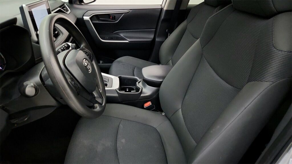 2024 Toyota RAV4 LE Laurel MD