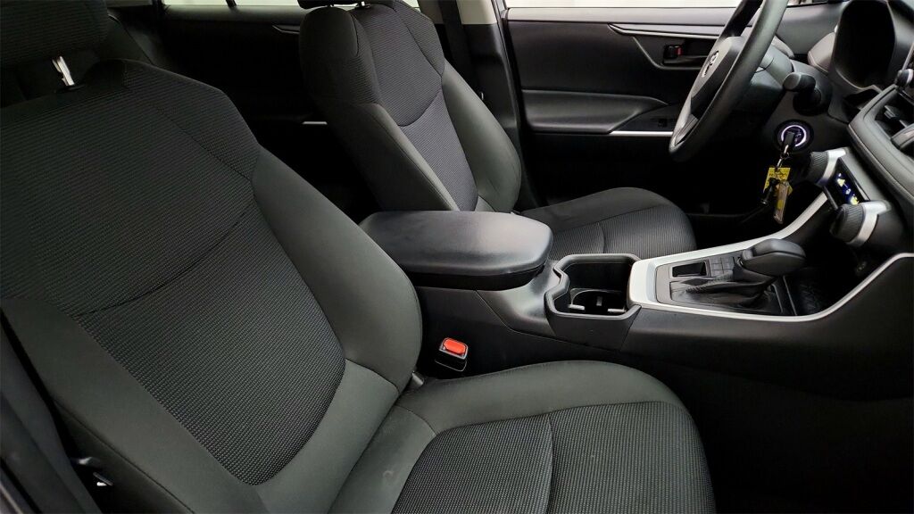 2024 Toyota RAV4 LE Laurel MD