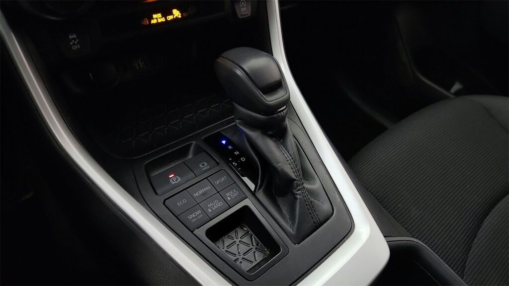 2024 Toyota RAV4 LE Laurel MD