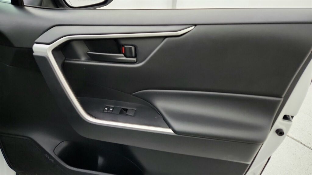 2024 Toyota RAV4 LE Laurel MD