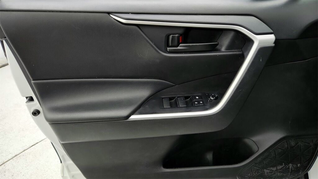 2024 Toyota RAV4 LE Laurel MD