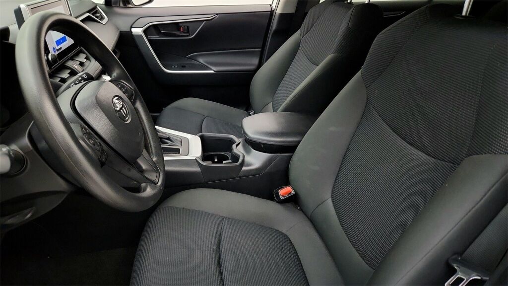 2024 Toyota RAV4 LE Laurel MD