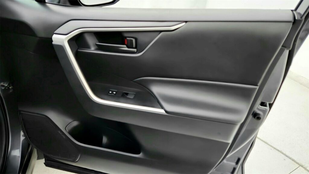 2024 Toyota RAV4 LE Laurel MD