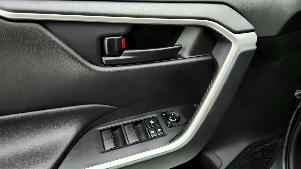 2024 Toyota RAV4 LE Laurel MD