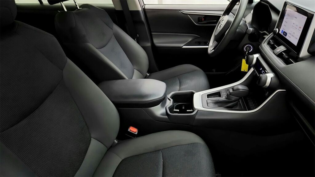 2024 Toyota RAV4 LE Laurel MD