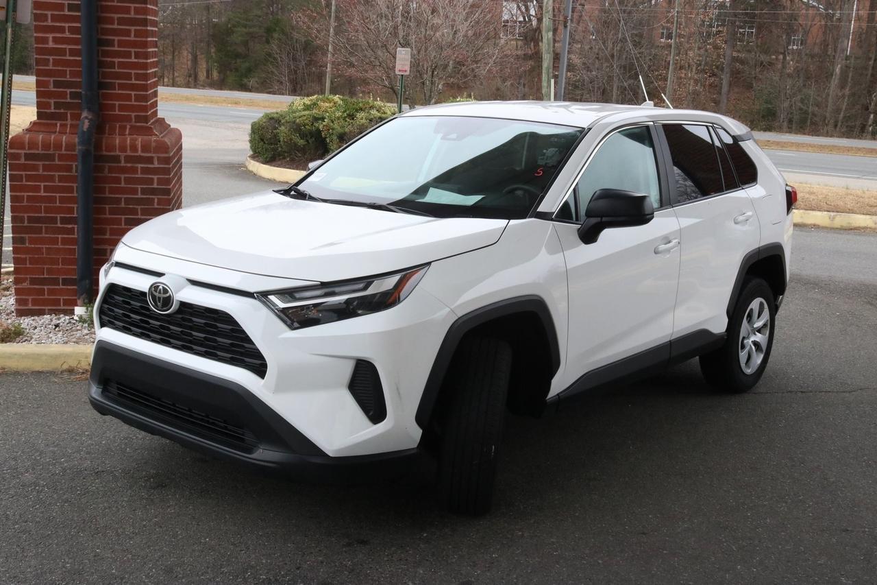 2024 Toyota RAV4 LE Fredericksburg VA