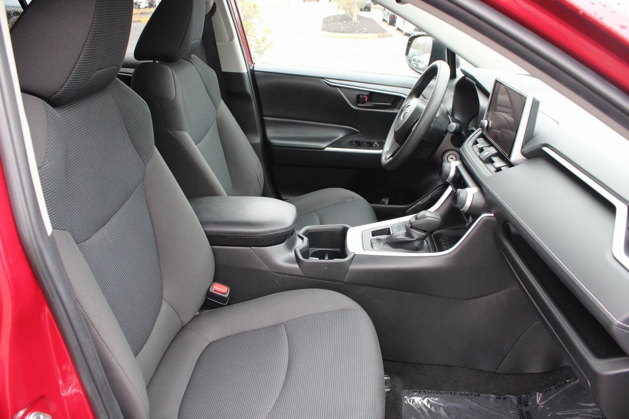 2024 Toyota RAV4 LE Stafford VA