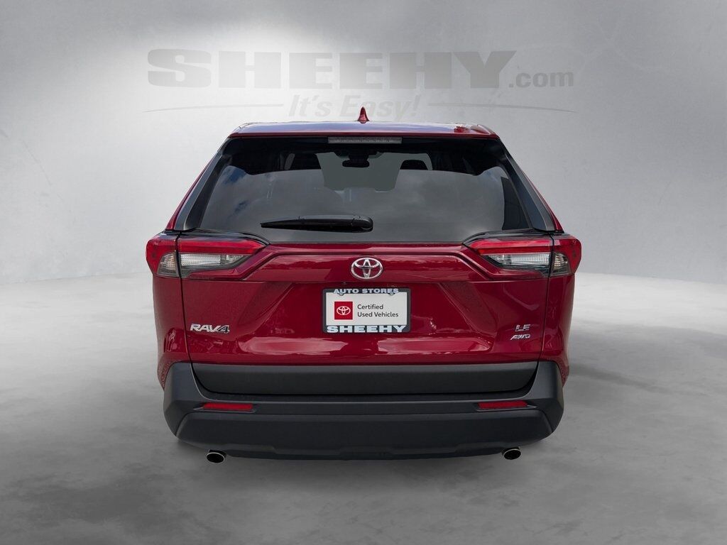 2024 Toyota RAV4 LE