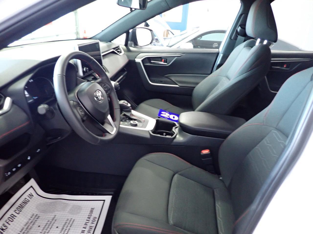 2024 Toyota RAV4 Prime PRIME XSE *HYBRID* SUNROOF Listowel ON