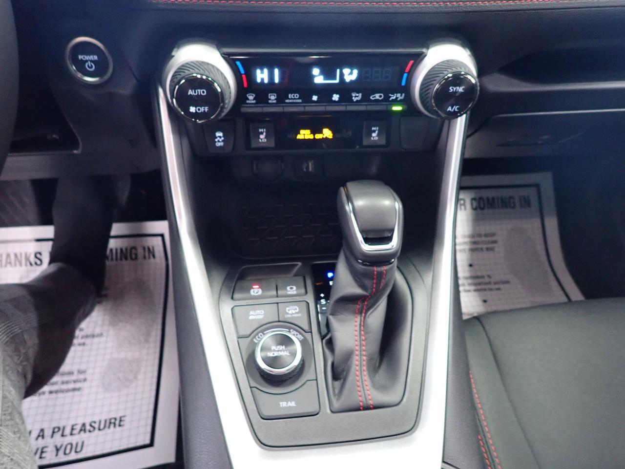 2024 Toyota RAV4 Prime PRIME XSE *HYBRID* SUNROOF Listowel ON