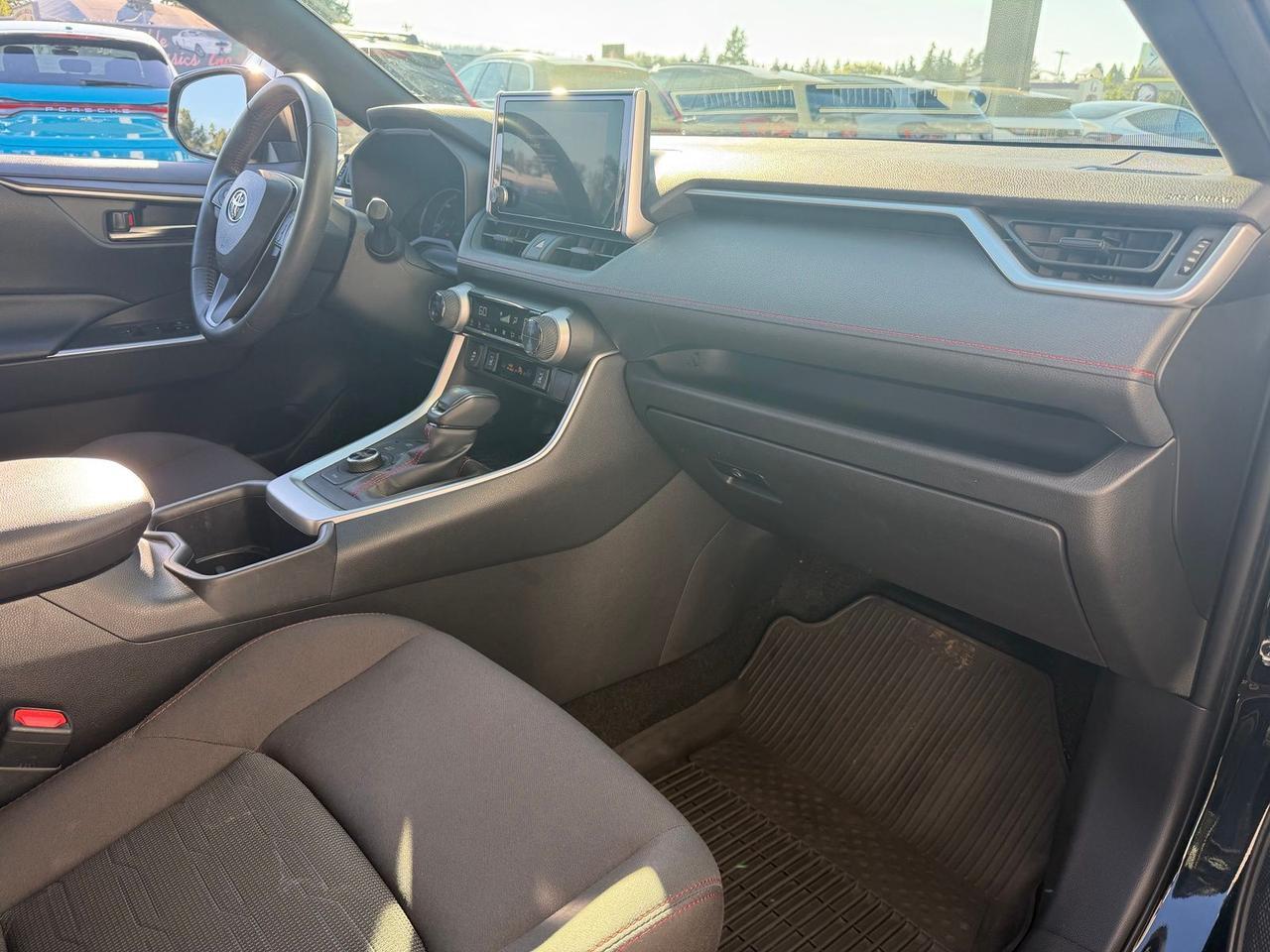 2024 Toyota RAV4 Prime SE Gladstone OR