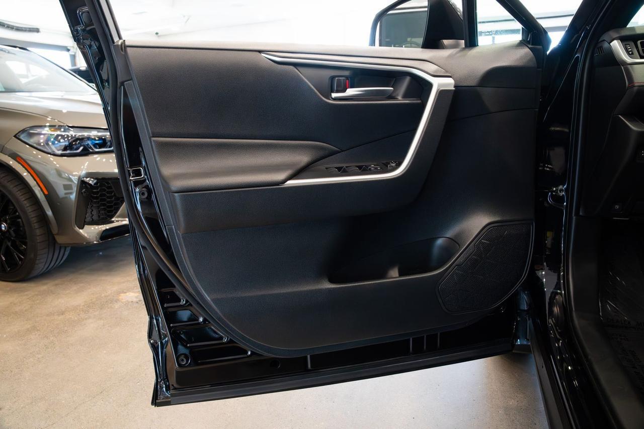 2024 Toyota RAV4 Prime SE Gladstone OR