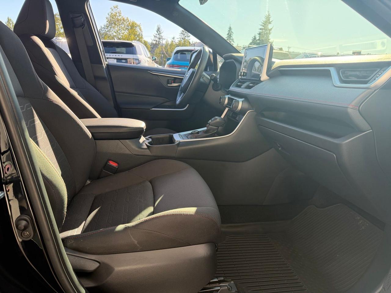 2024 Toyota RAV4 Prime SE Gladstone OR