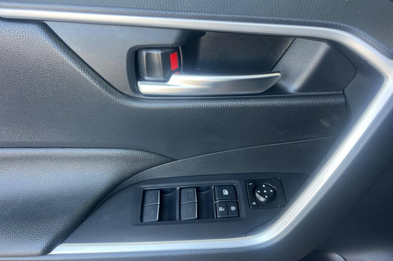 2024 Toyota RAV4 Prime SE Ontario OR
