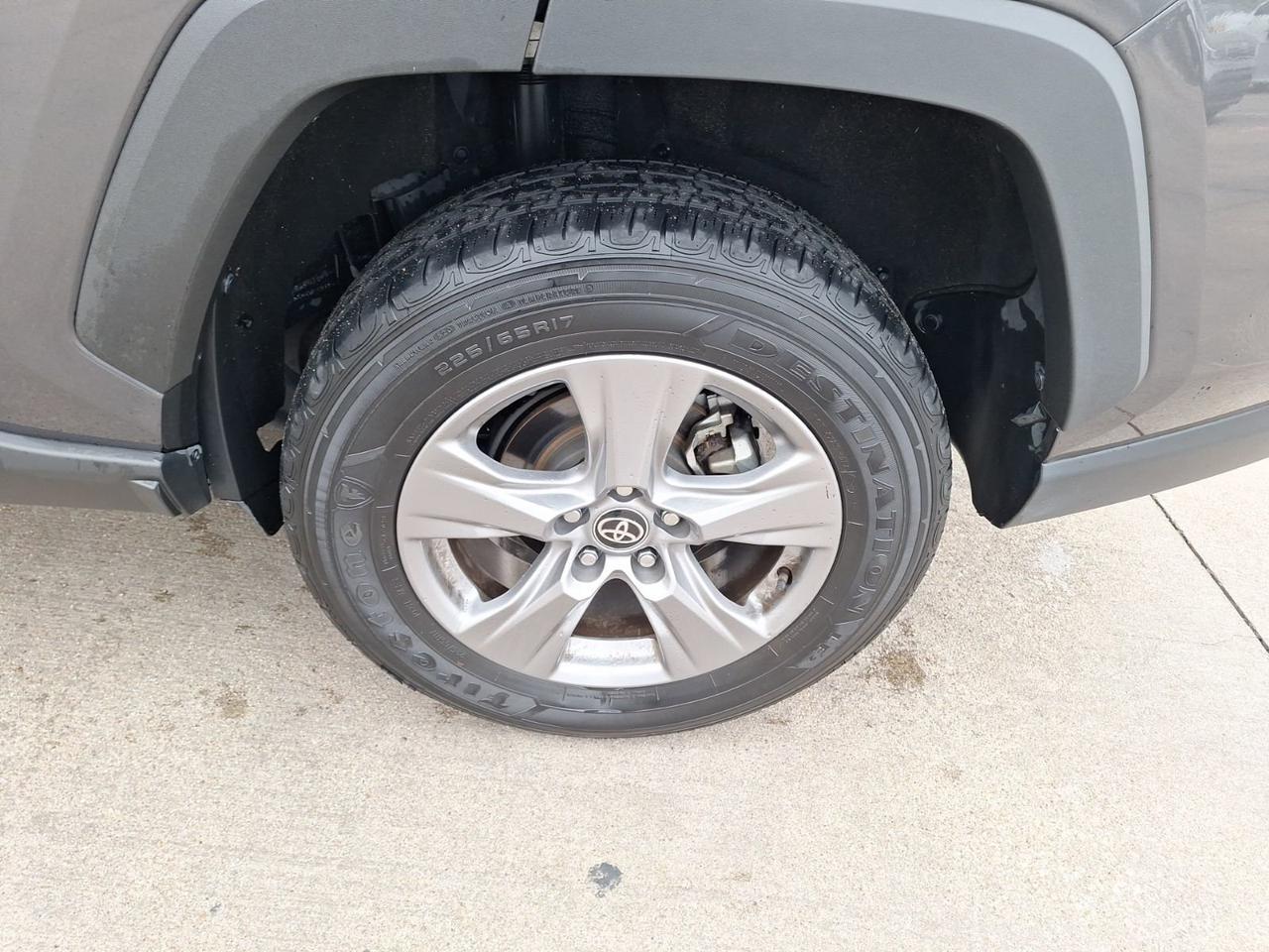 2024 Toyota RAV4 XLE Hurst TX