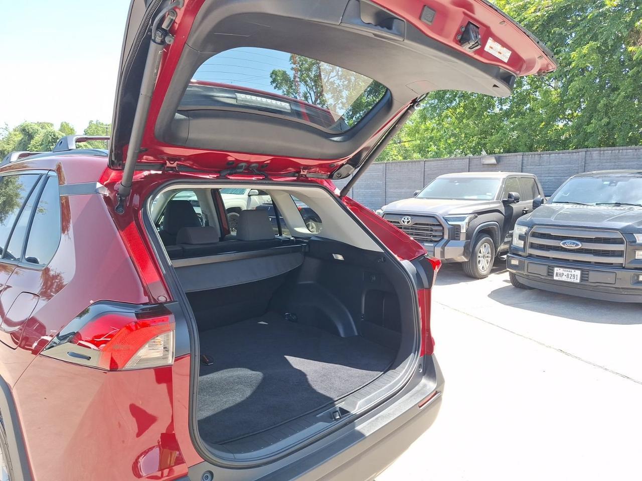 2024 Toyota RAV4 XLE Hurst TX