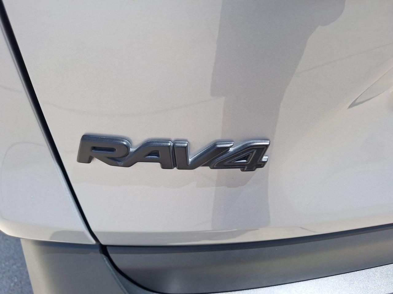 2024 Toyota RAV4 XLE Hurst TX