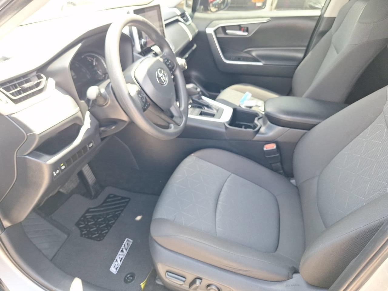 2024 Toyota RAV4 XLE Hurst TX