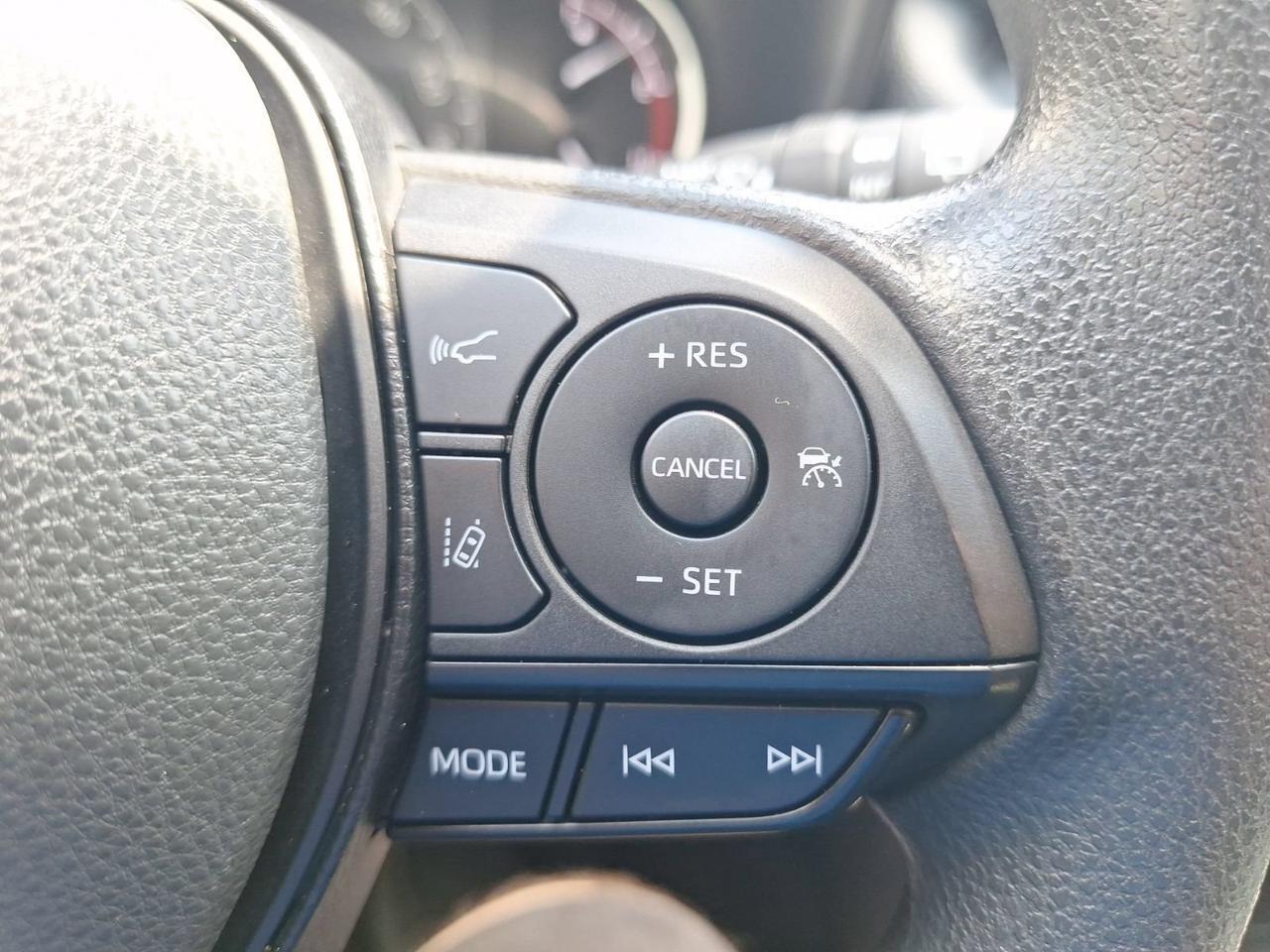 2024 Toyota RAV4 XLE Hurst TX