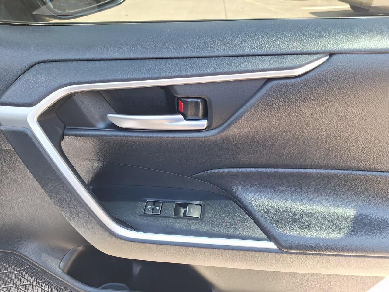 2024 Toyota RAV4 XLE Hurst TX