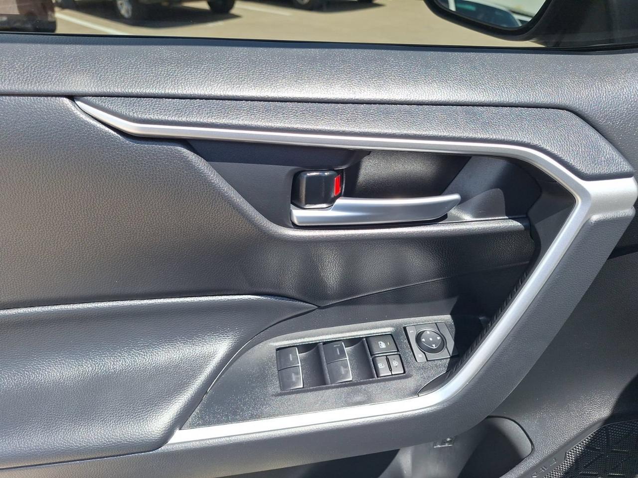 2024 Toyota RAV4 XLE Hurst TX