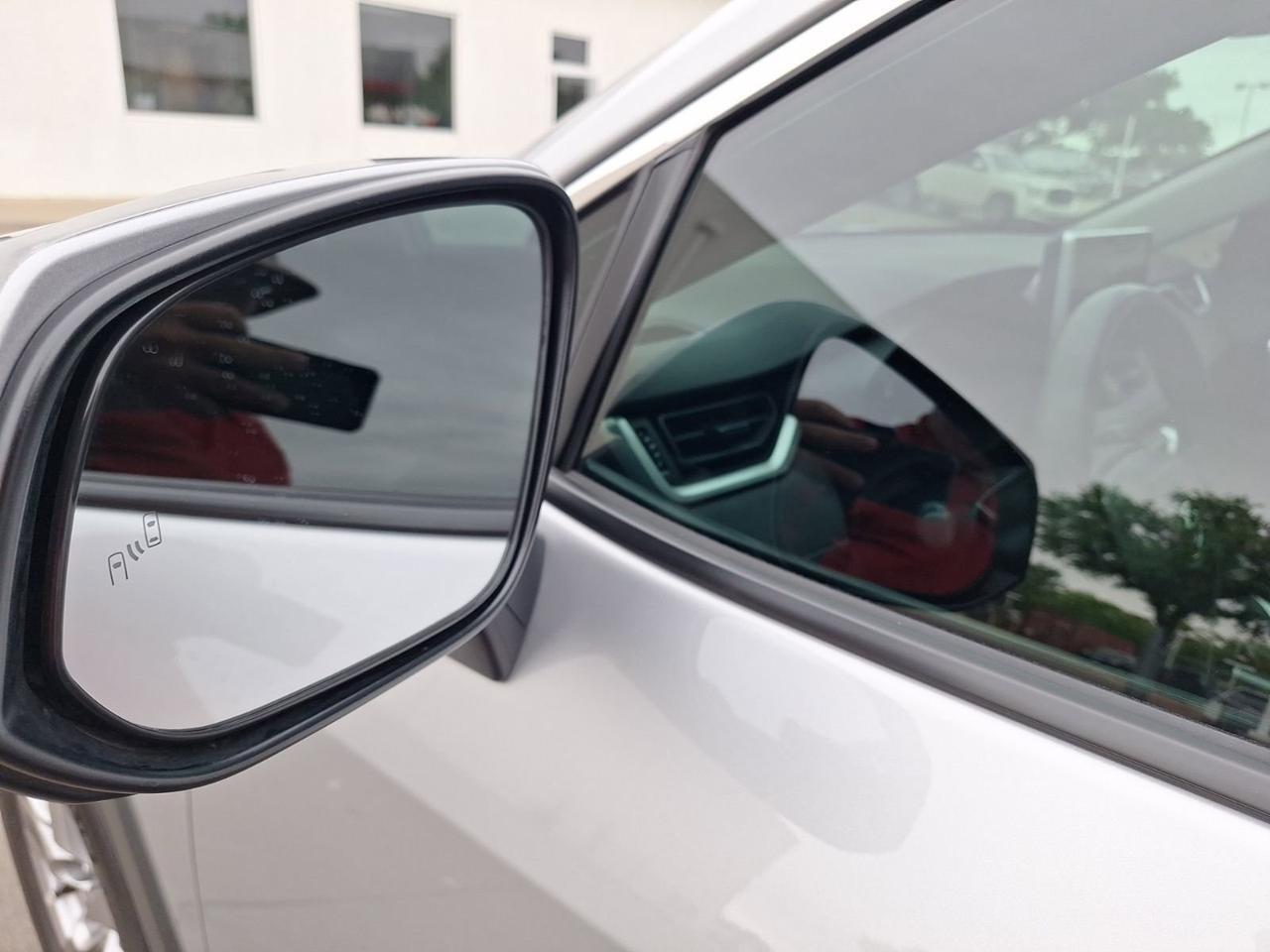 2024 Toyota RAV4 XLE Hurst TX