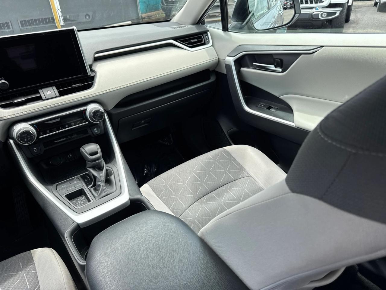2024 Toyota RAV4 XLE Miami FL