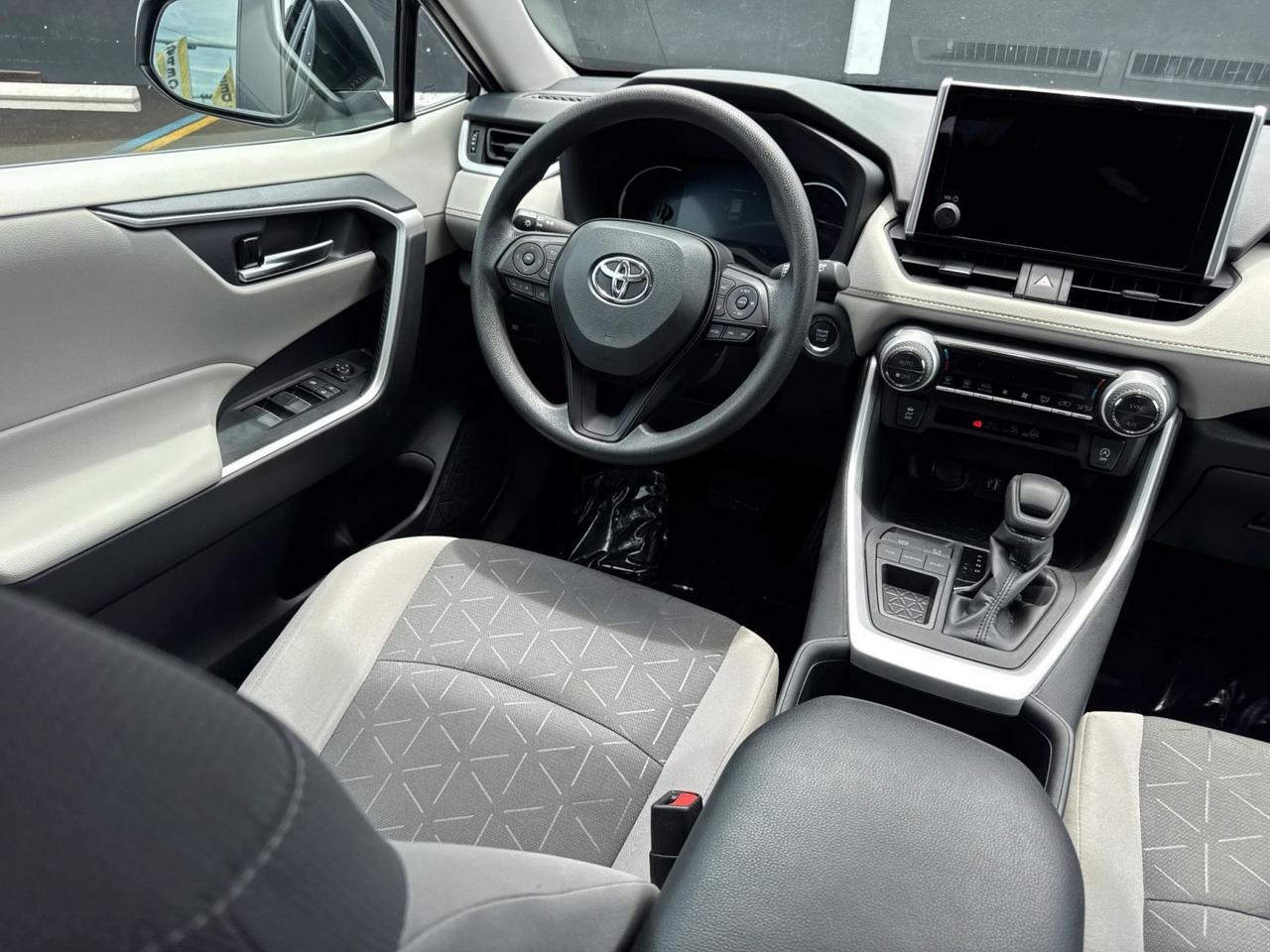 2024 Toyota RAV4 XLE Miami FL
