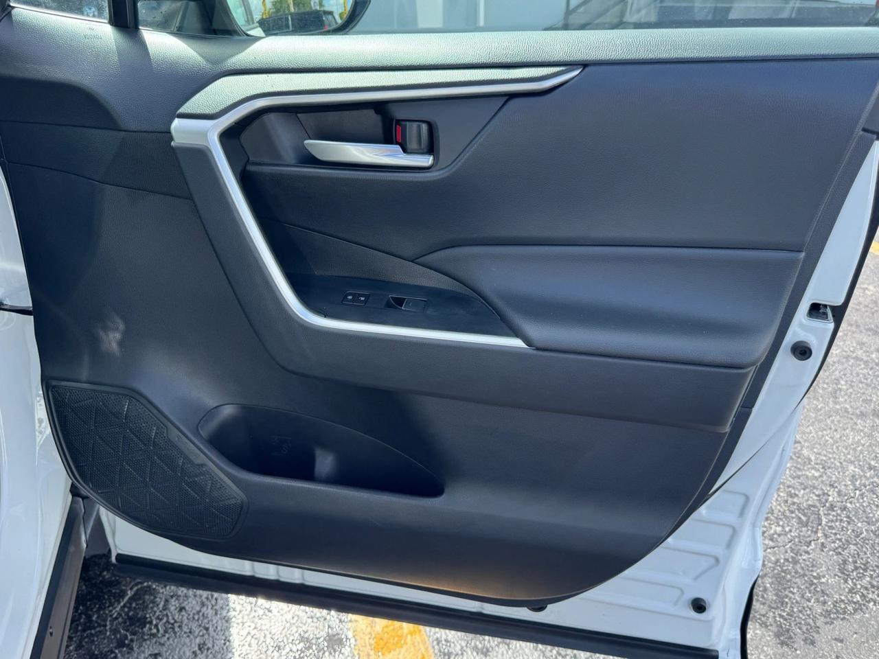 2024 Toyota RAV4 XLE Miami FL