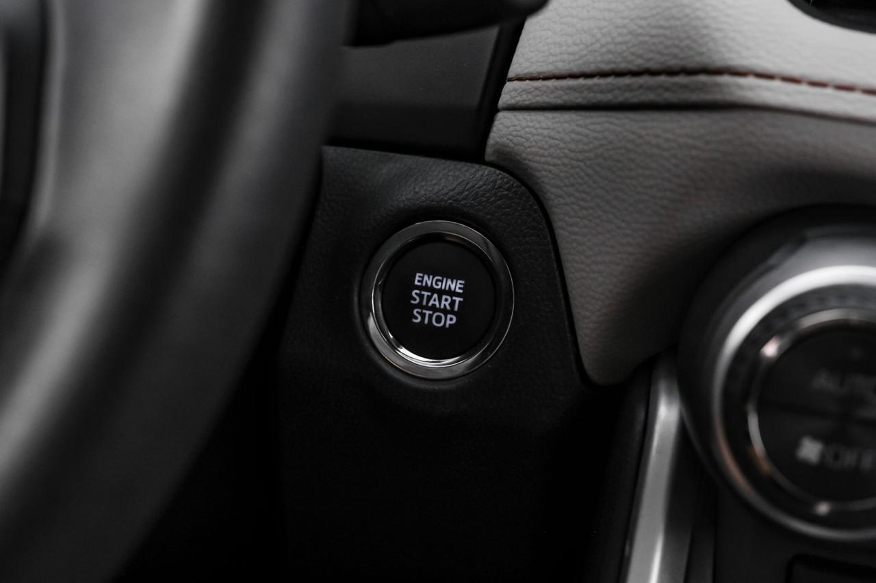2024 Toyota RAV4 XLE PREMIUM TOYOTA SAFETY SENSE BLIND SPOT LANE DEPARTURE PRE CO Carrollton TX