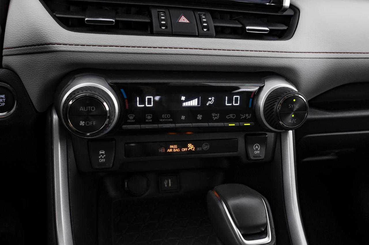 2024 Toyota RAV4 XLE PREMIUM TOYOTA SAFETY SENSE BLIND SPOT LANE DEPARTURE PRE CO Carrollton TX