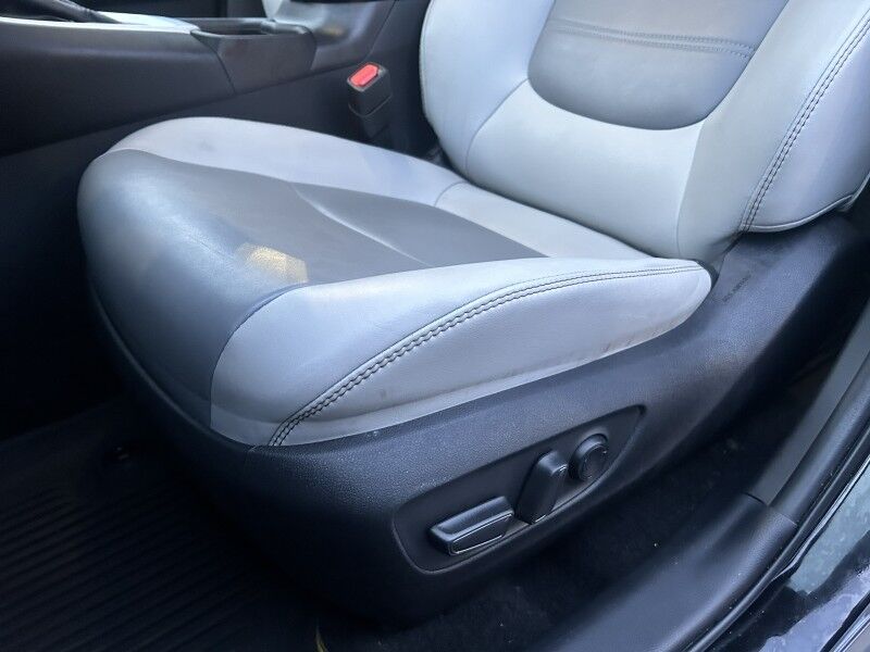 2024 Toyota RAV4 XLE Premium - 1 OWNER - COLD WEATHER PACKAGE Webster MA