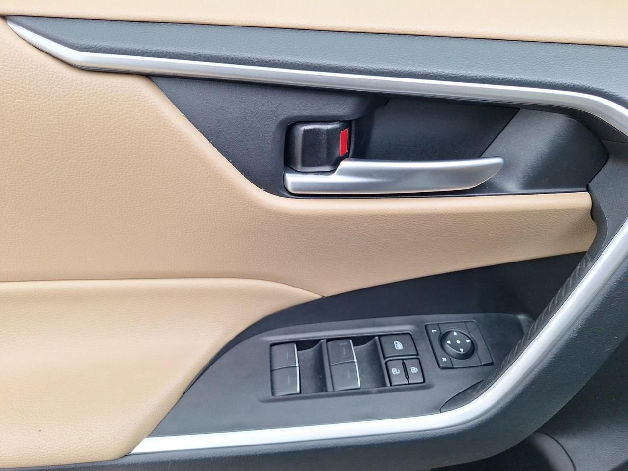 2024 Toyota RAV4 XLE Premium Hurst TX